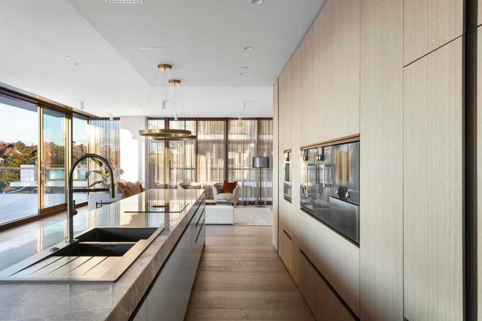 Apartment Refined Living With Panoramic Serenity