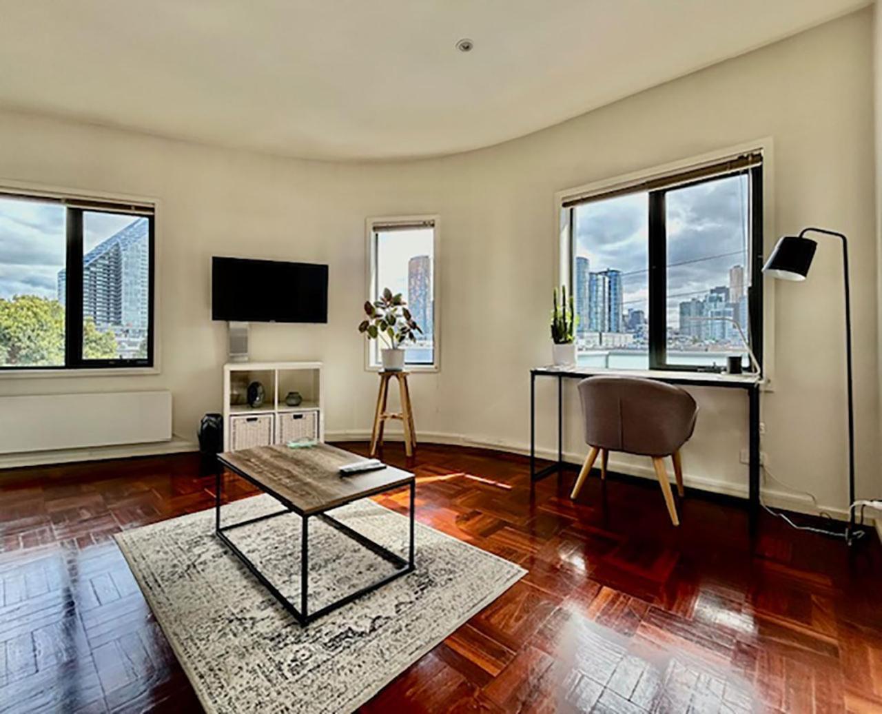 Apartment Superb Views - Apartment, Work Or Just Relax!