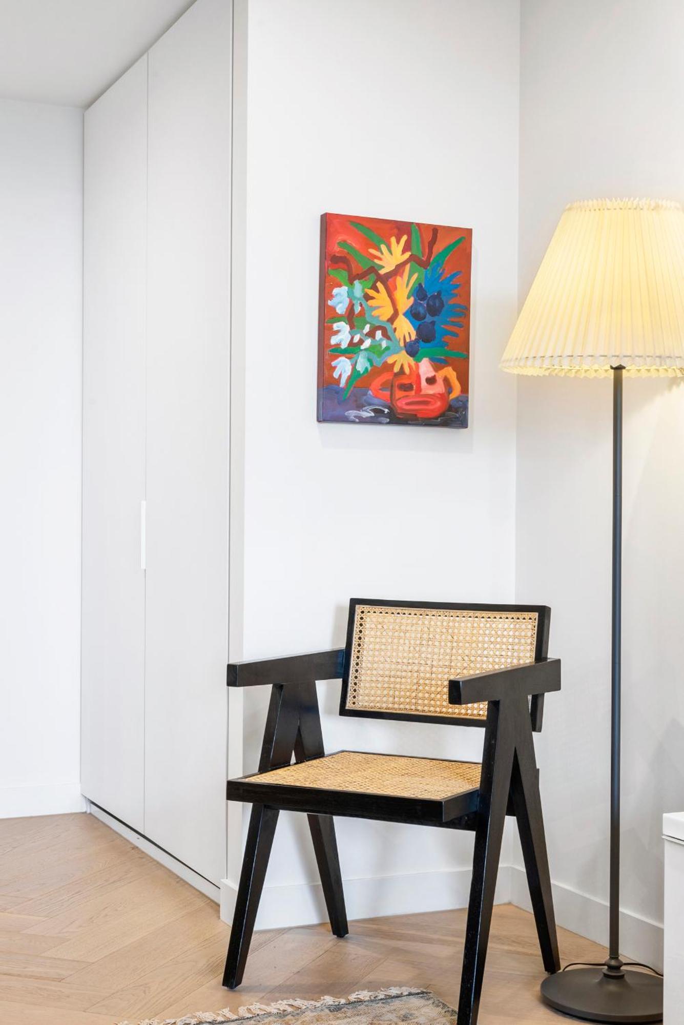 Artistic Urban Getaway Just Off Smith Street! Apartment