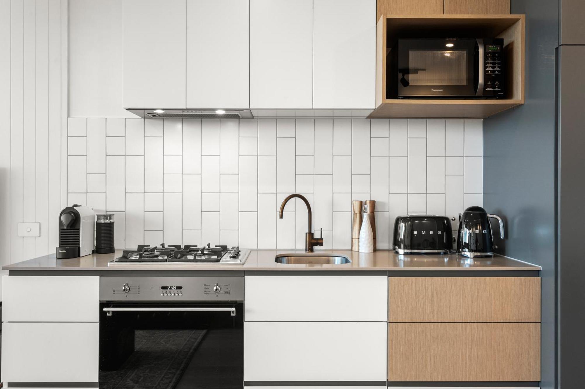 Apartment Artist Abode: In A That's Also A Gallery Melbourne