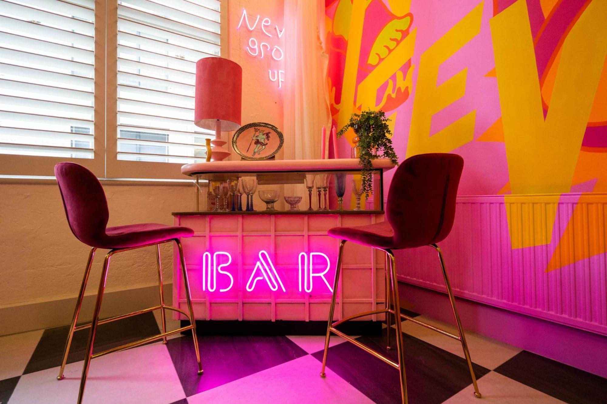 Apartment Fun And Cheeky 70s Styled *