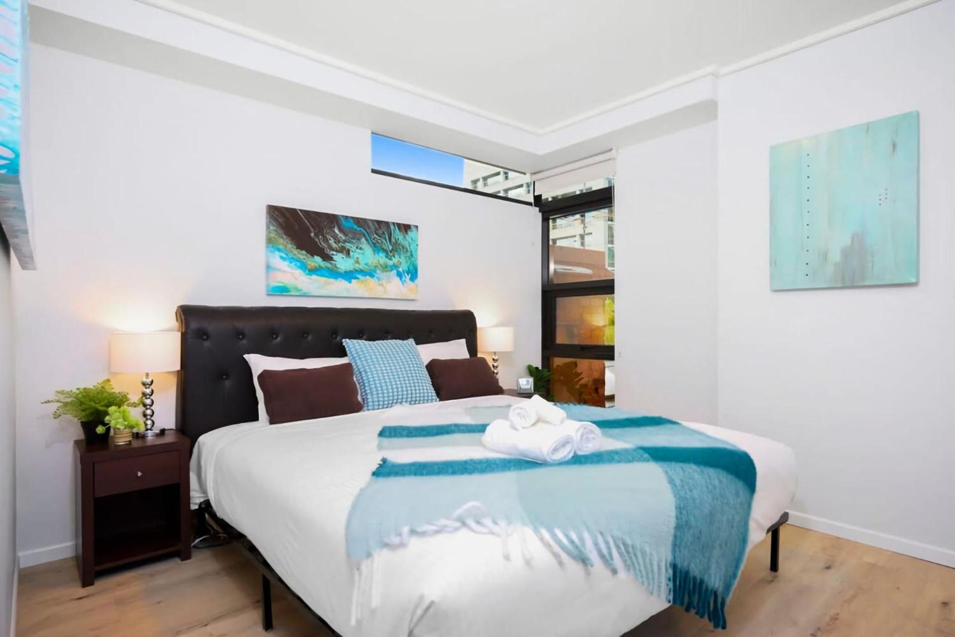 Modern 3 Bed In Cbd * Melbourne