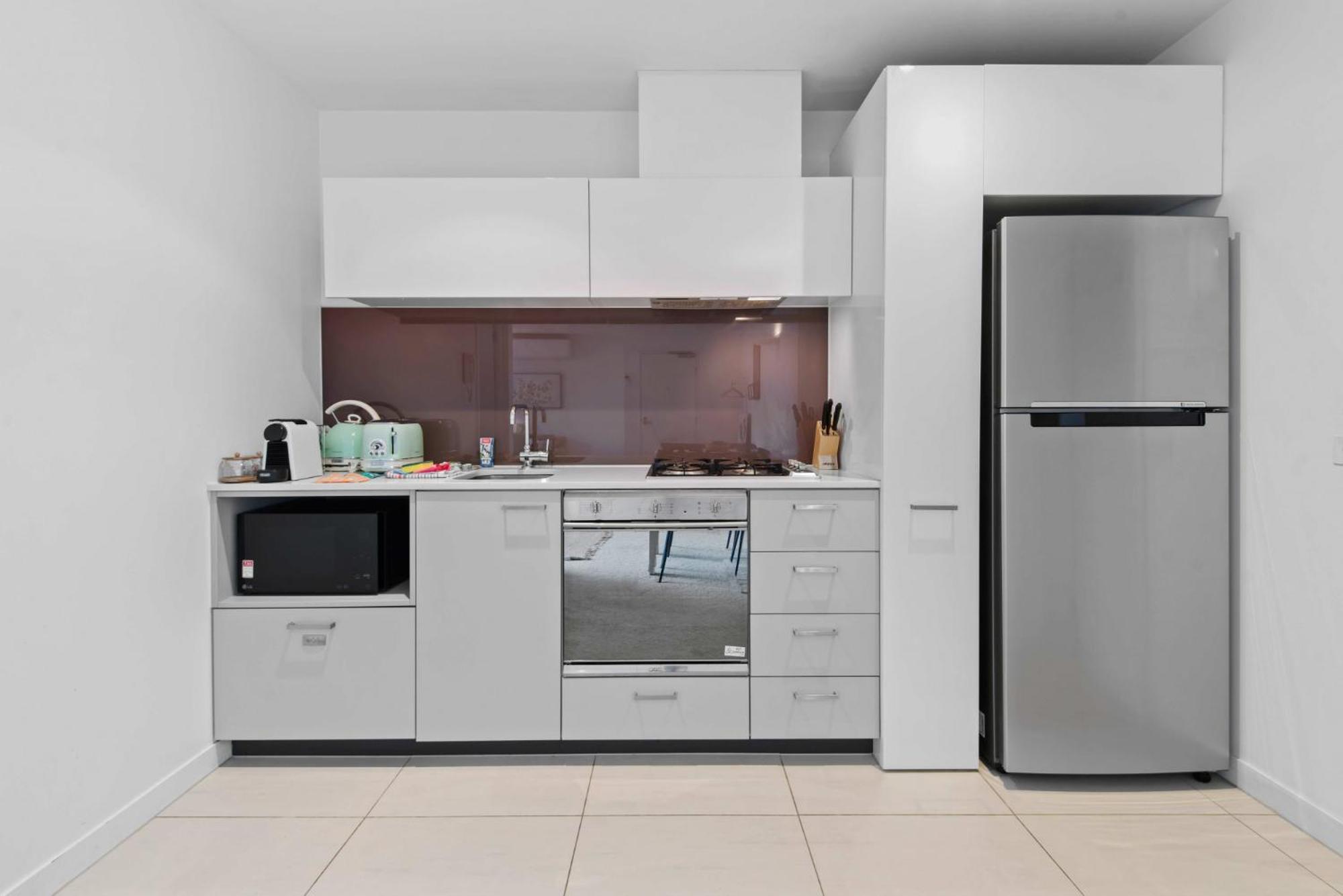Apartment Modern 1-bed With Pool And Gym Melbourne