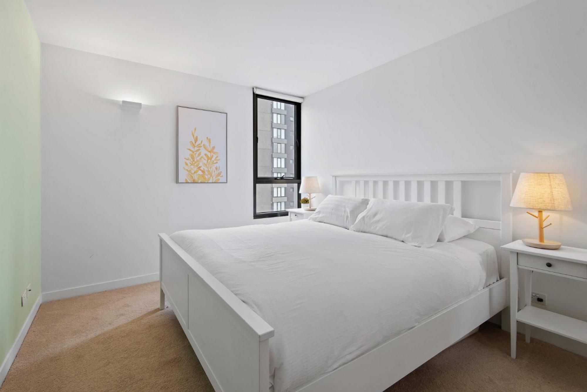 Apartment Modern 1-bed With Pool And Gym *