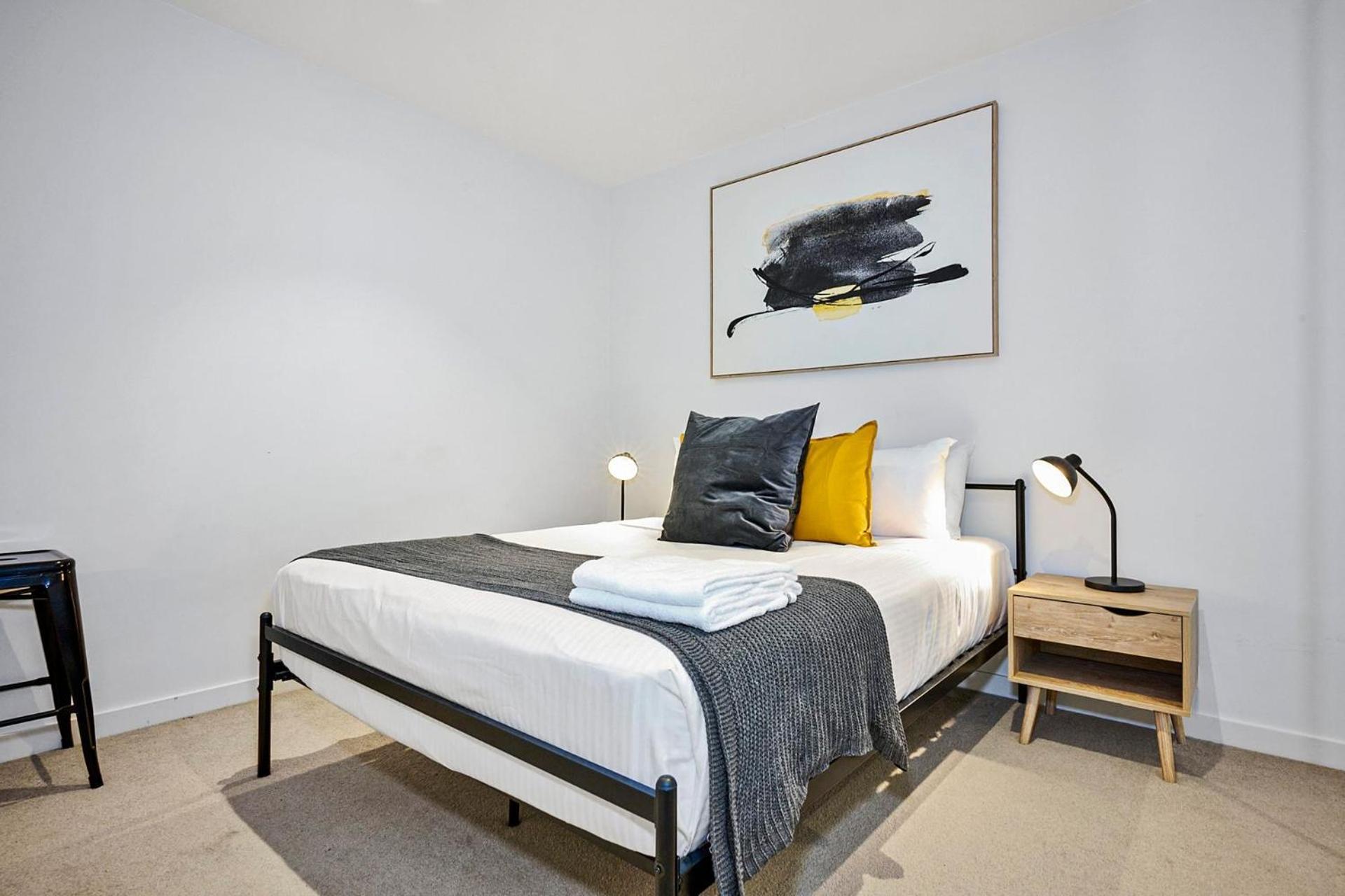 Sunny Southbank Retreat: 2-bed Haven With Views Apartment Melbourne