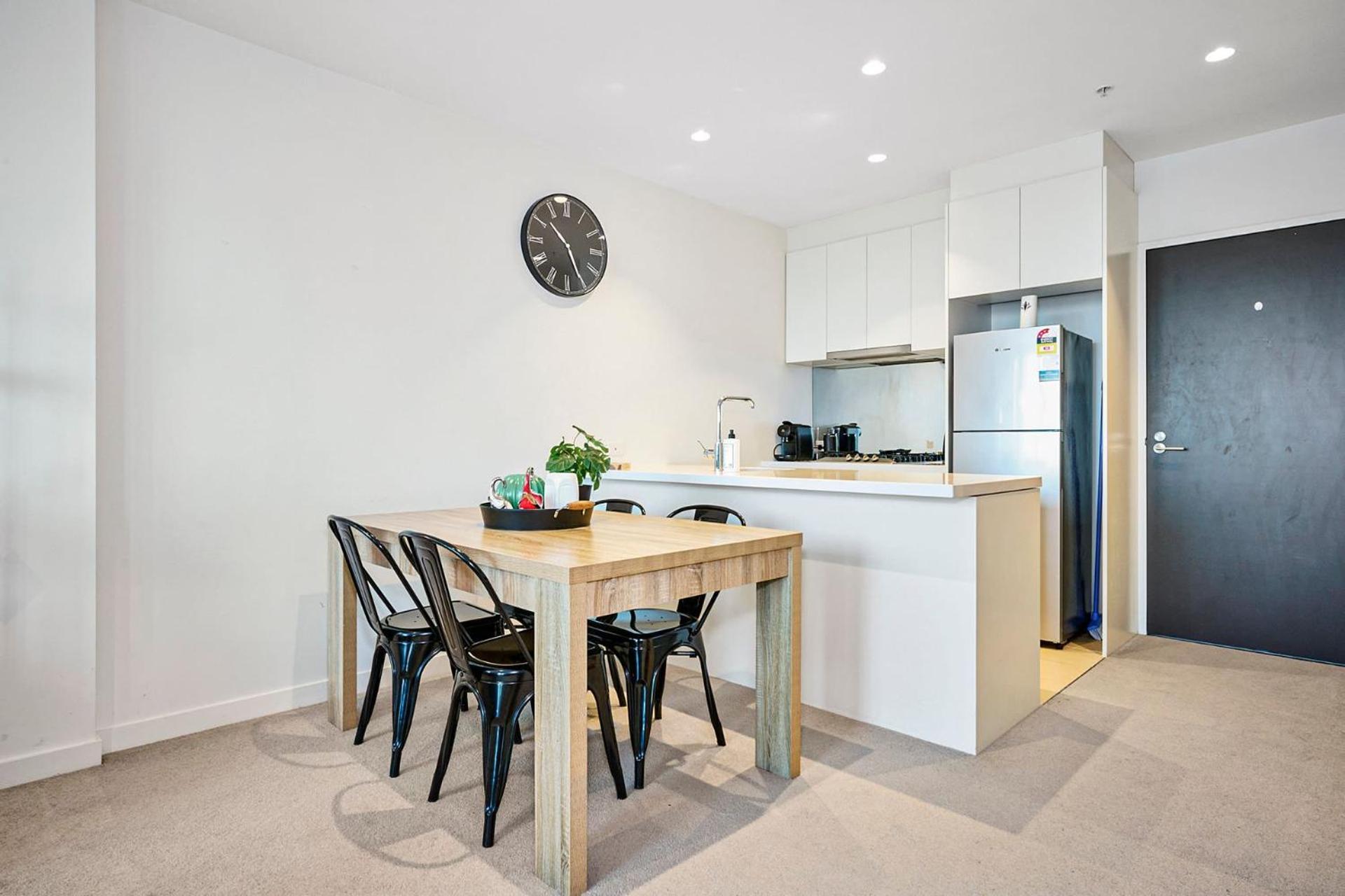 Apartment Sunny Southbank Retreat: 2-bed Haven With Views