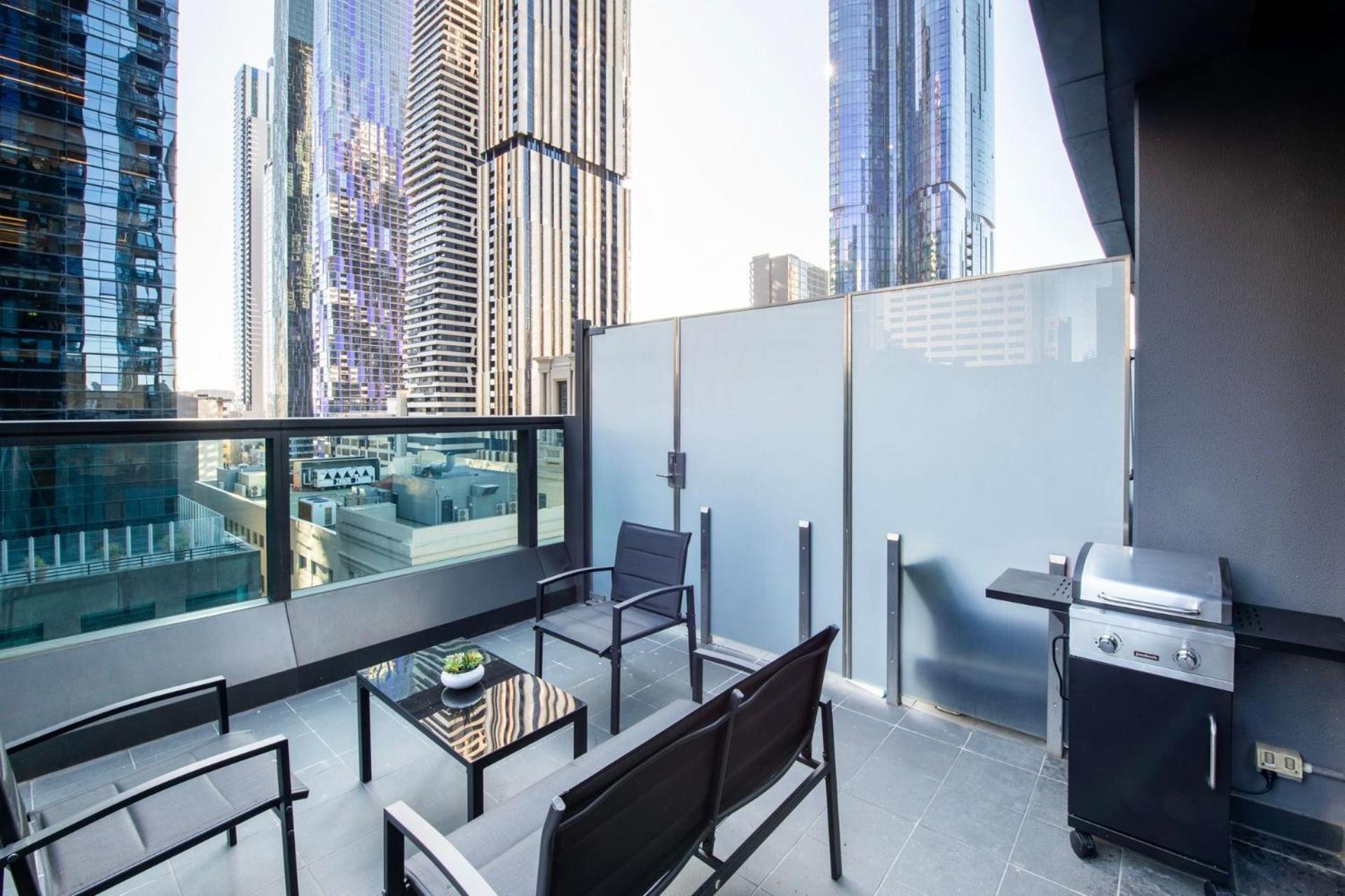Latrobe St Gem 2-bedroom With Huge Deck & Car Park Apartment Melbourne