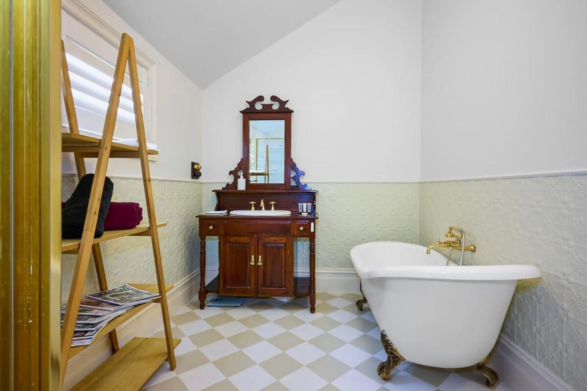 Holiday home Bowen Street Family Retreat With Pool *