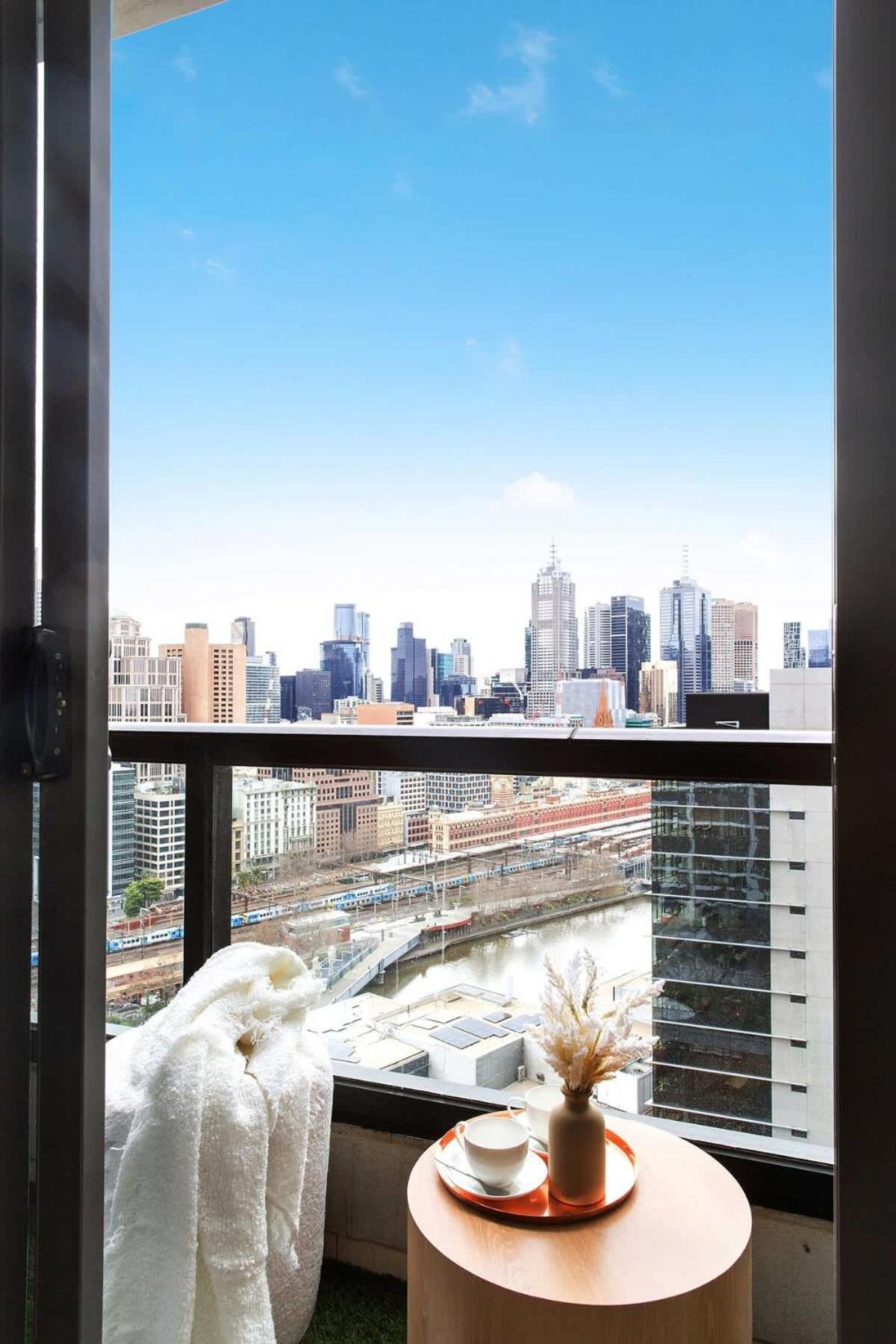 In The Heart Of Southbank With Parking & Wifi *