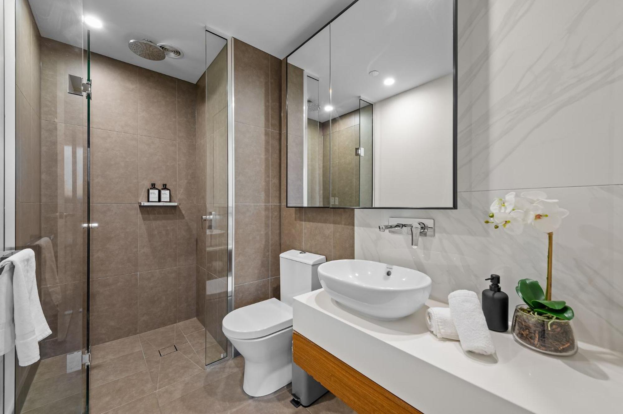 Parkside Perfection Next To Cbd With Free Parking Apartment *