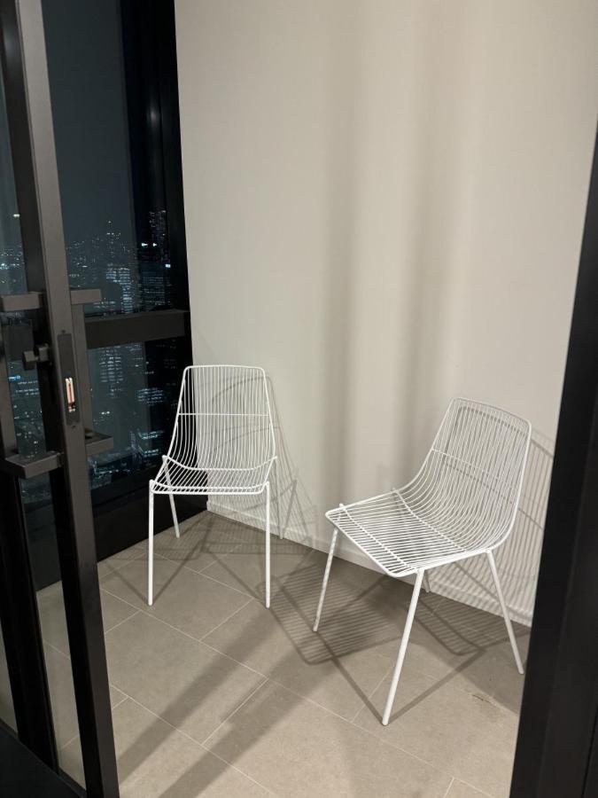 Australia 108 1bed 1bath L65 Melbourne
