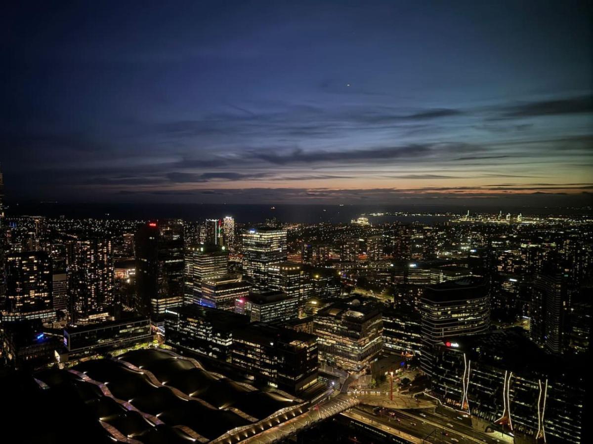 Stunning Highlevel 2br At Wsp Apartment Melbourne