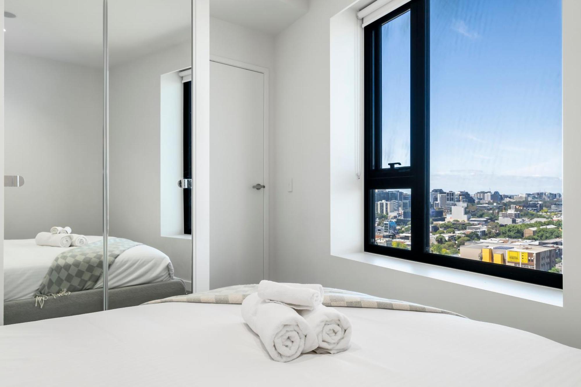 Bright And Modern 2br With Stunning Bay Views * Melbourne