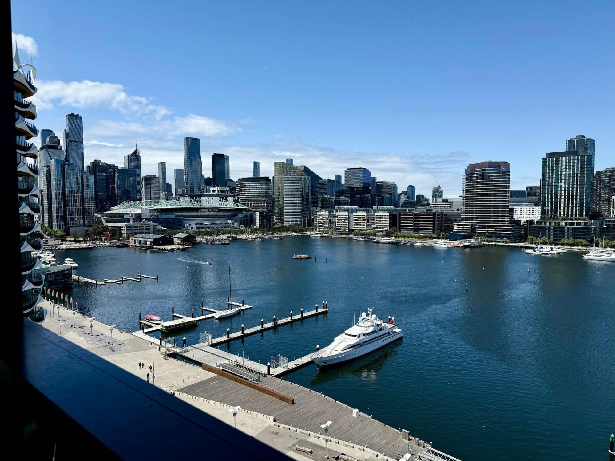 Marina Tower - Stunning Harbour & View *