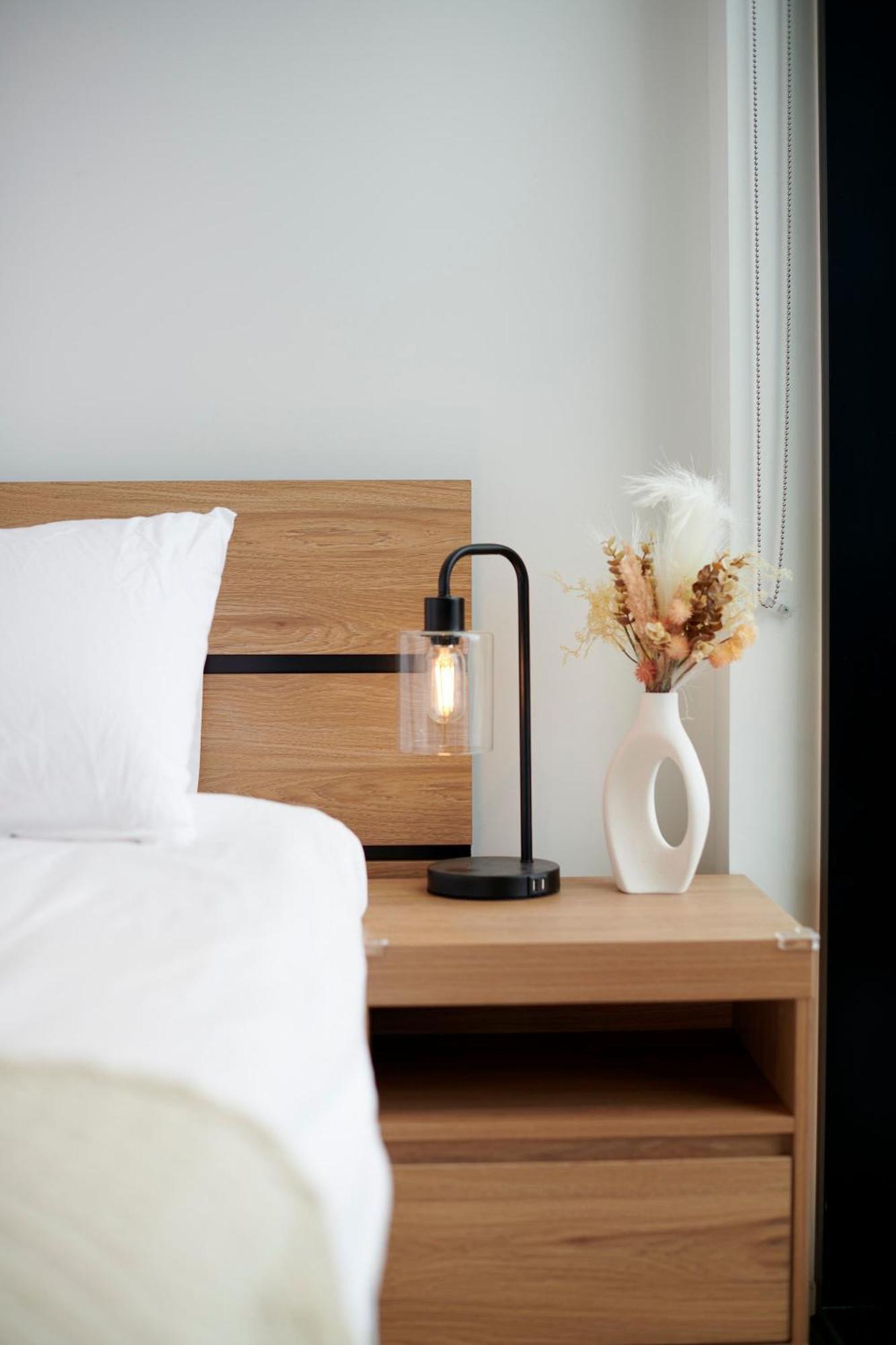 Apartment Stylishly Designed 2br In Southbank Melbourne