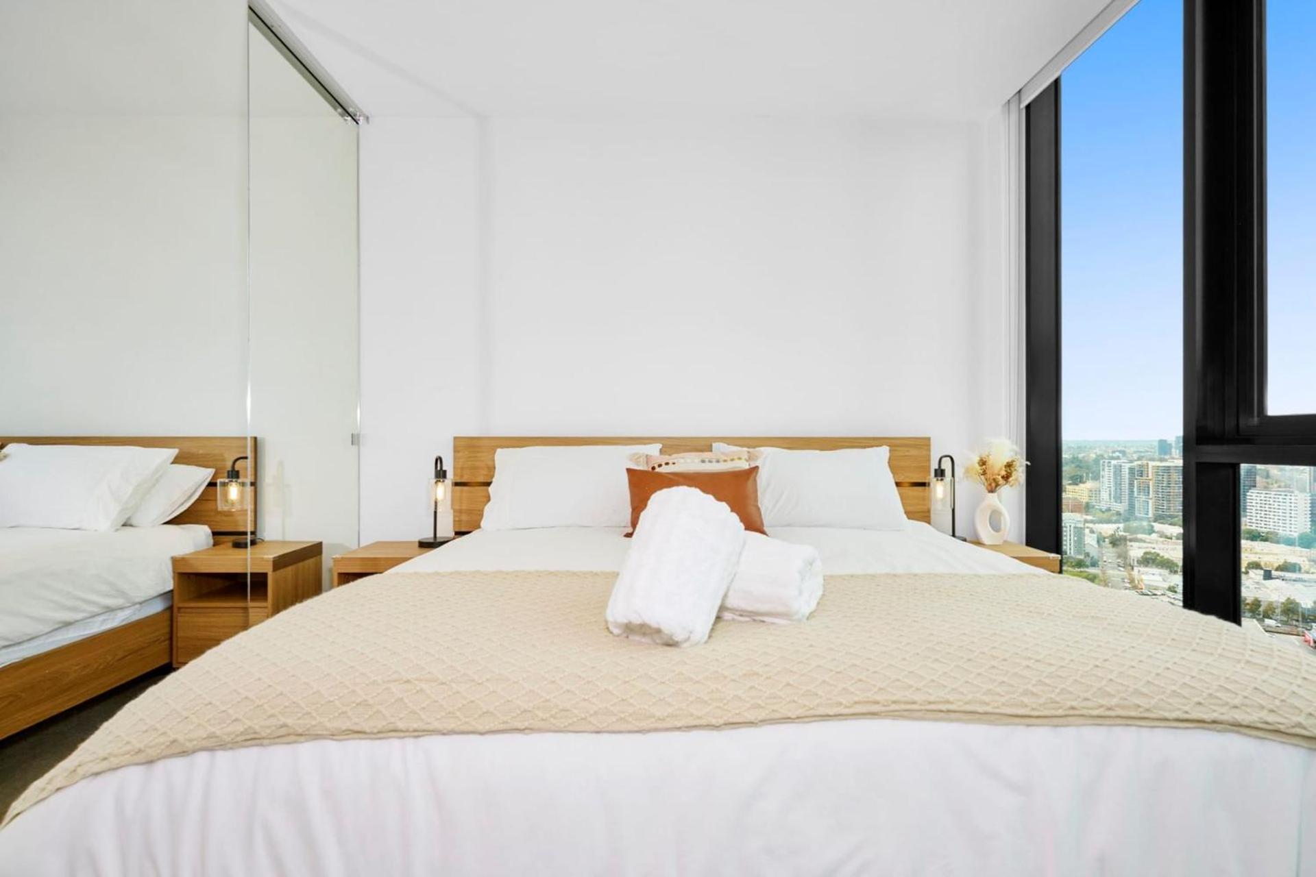 Apartment Stylishly Designed 2br In Southbank