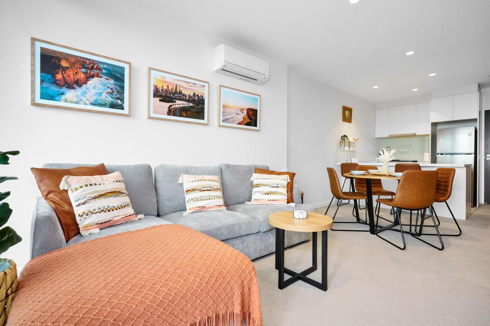 Stylishly Designed 2br In Southbank Apartment *