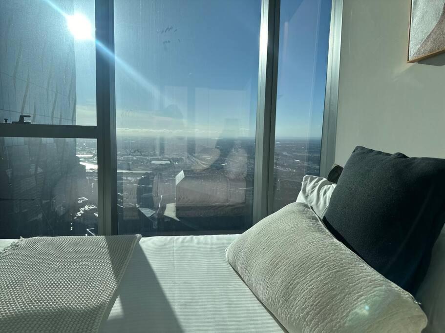 Royal Executive Living Corporate Sky West Side Place Apartment Melbourne