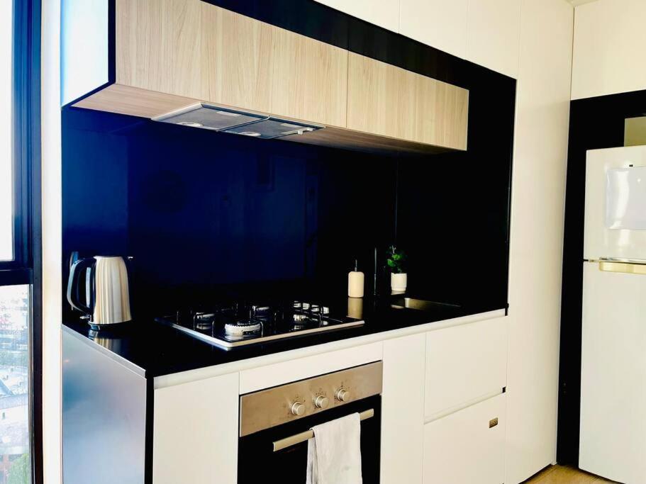 Apartment Stunning Steps Away From Crown With Free Parking Melbourne