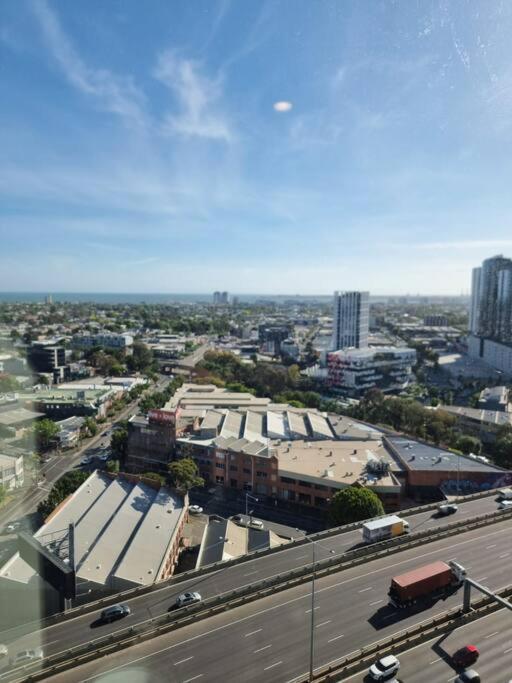 Stunning Steps Away From Crown With Free Parking Melbourne