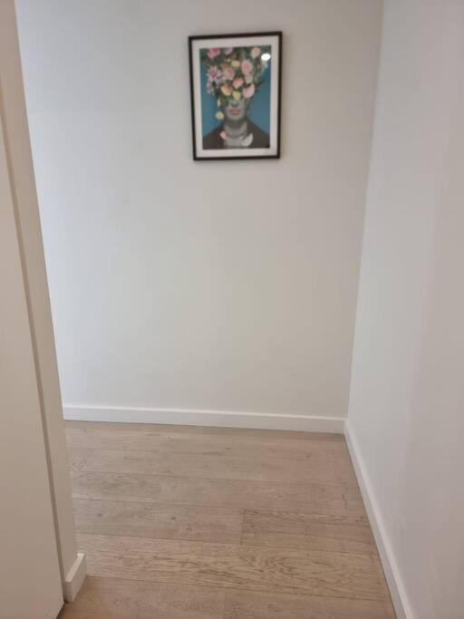 Stunning Steps Away From Crown With Free Parking Apartment