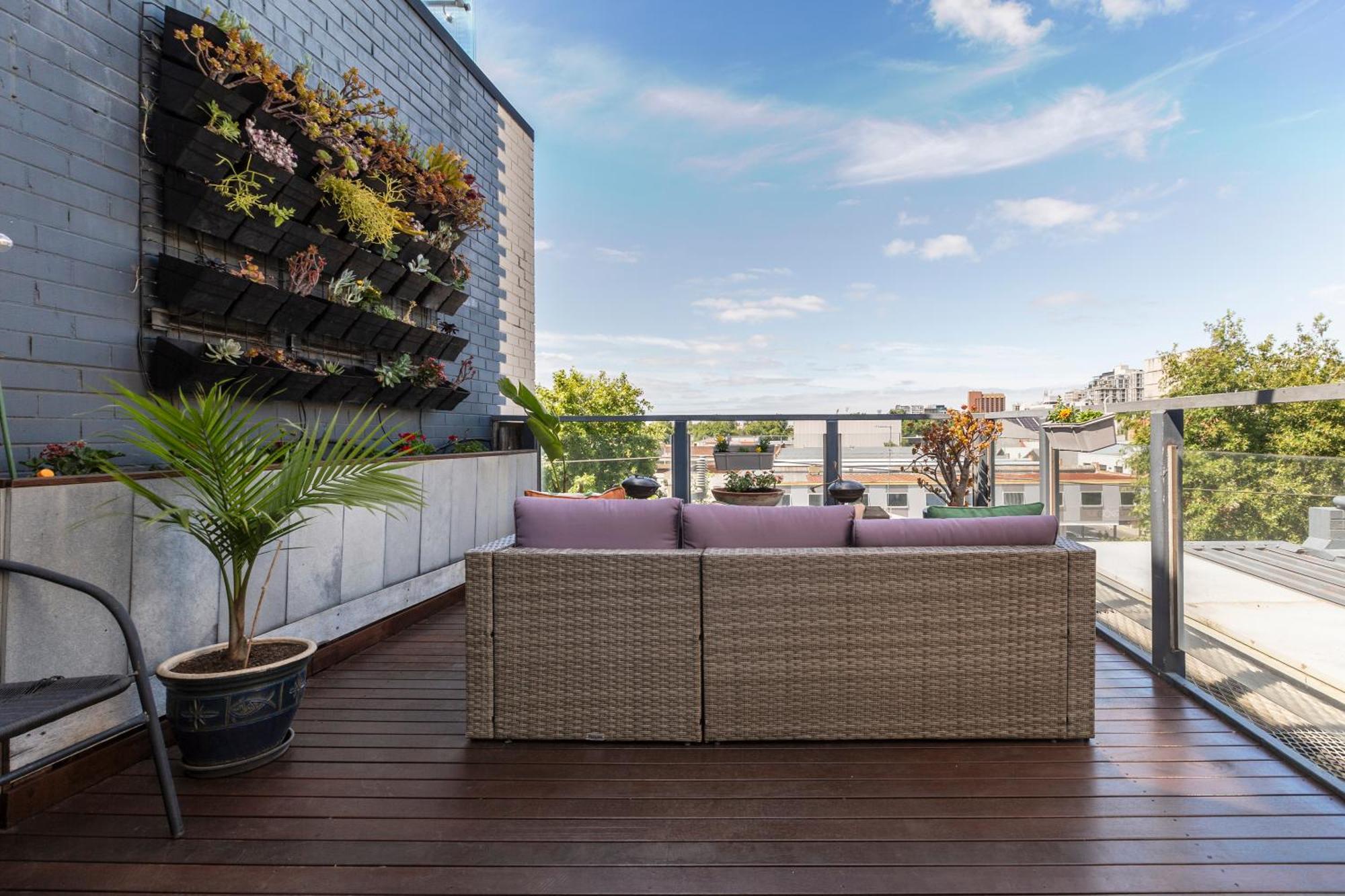 Fun&ky 260sqm Parking 2 Patios Wfh Wifi Cbd Views Apartment