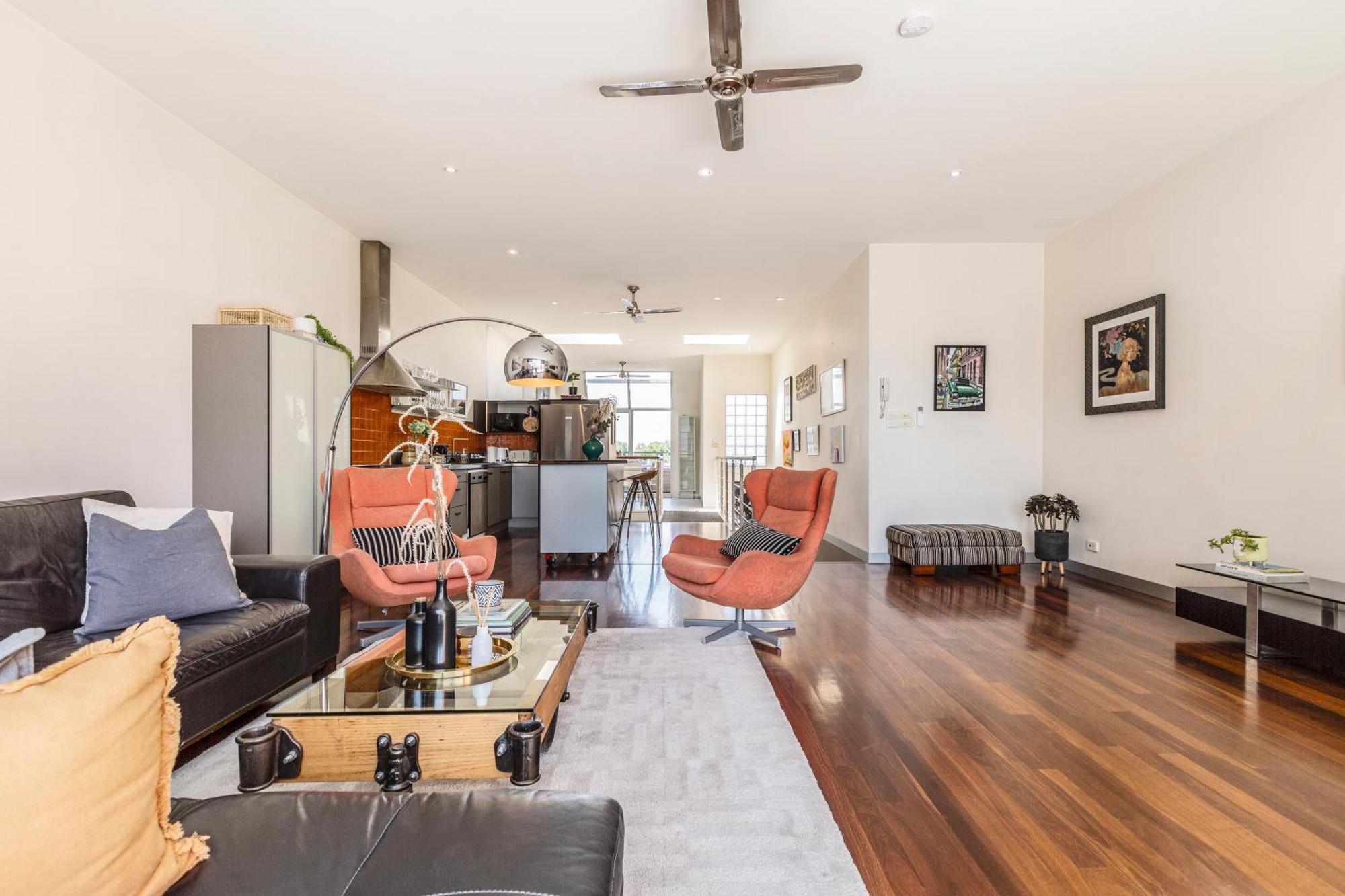 Fun&ky 260sqm Parking 2 Patios Wfh Wifi Cbd Views Apartment *