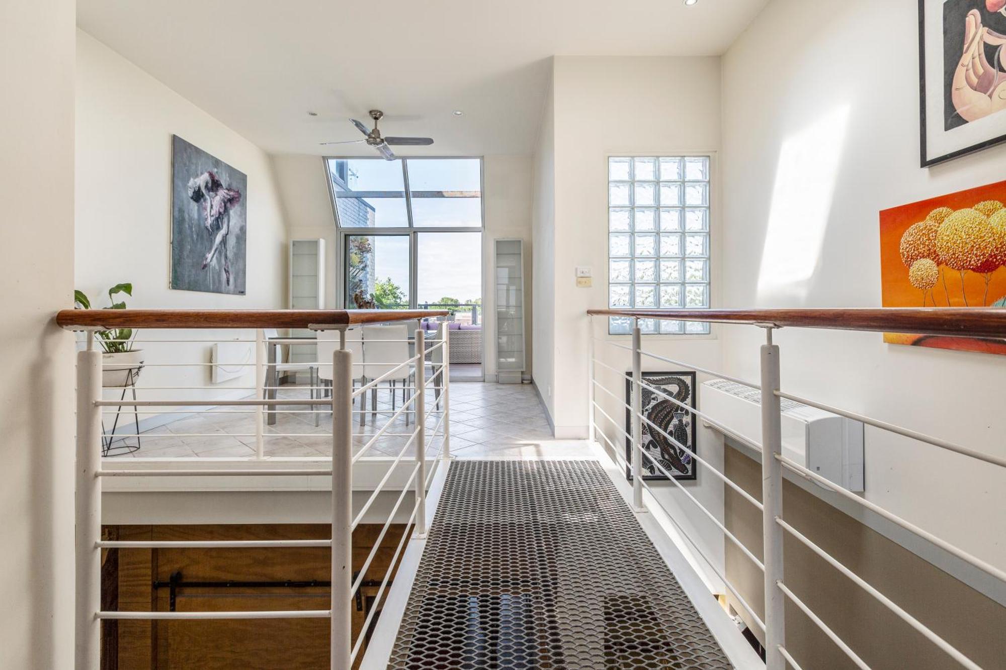 Fun&ky 260sqm Parking 2 Patios Wfh Wifi Cbd Views
