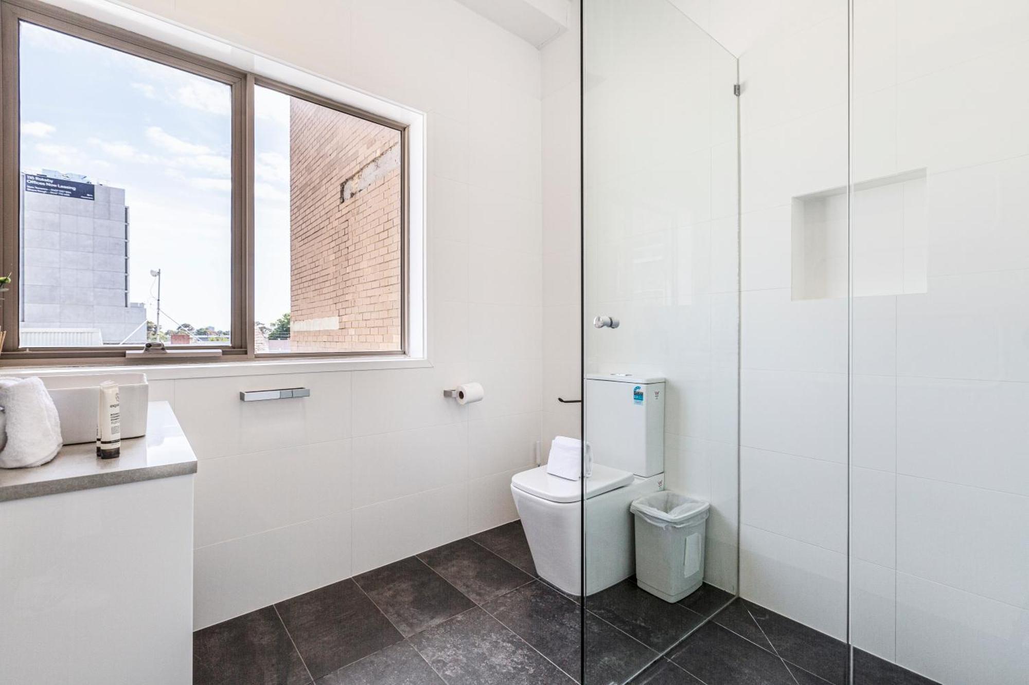 Fun&ky 260sqm Parking 2 Patios Wfh Wifi Cbd Views Apartment Melbourne
