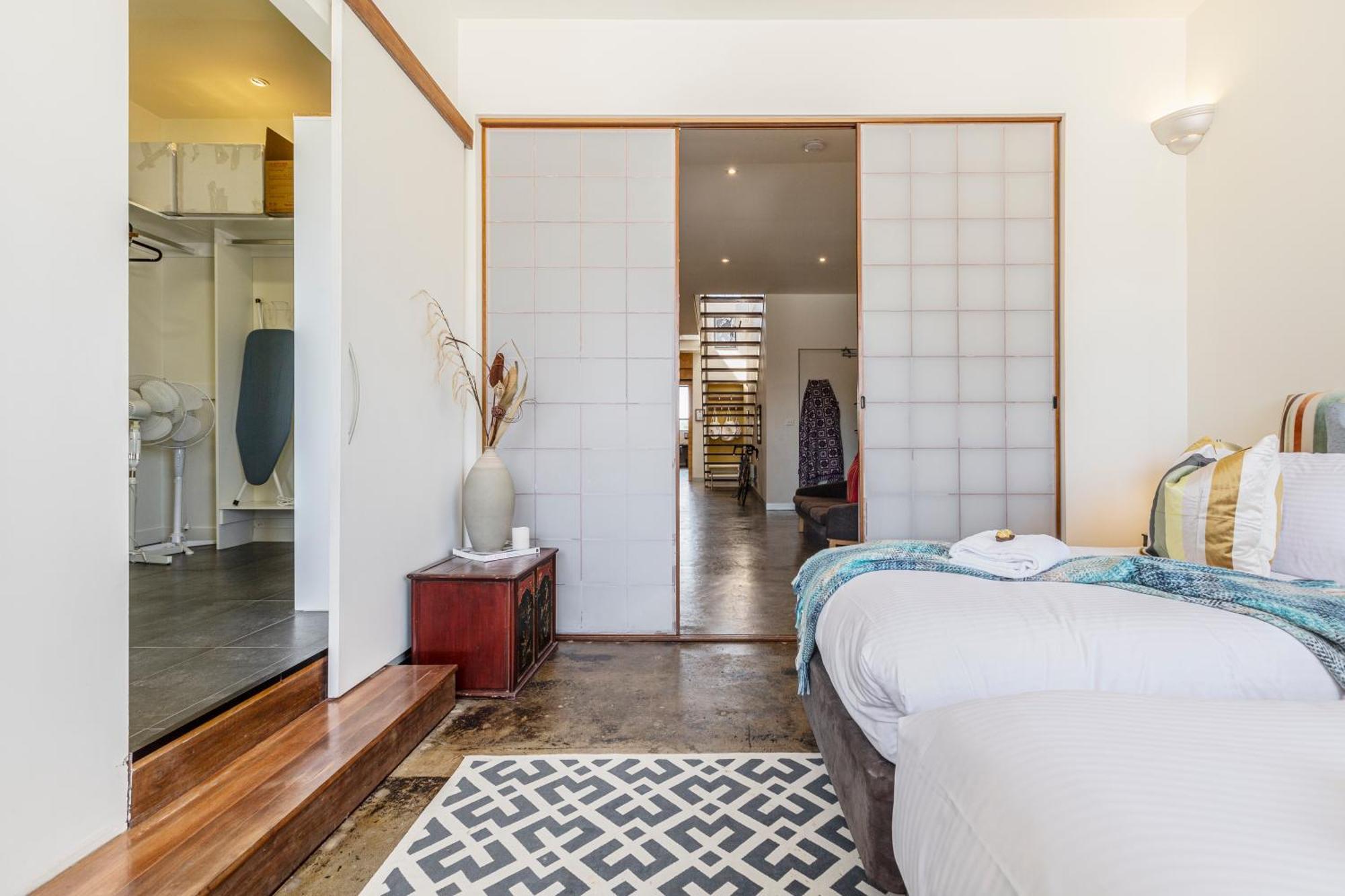 Apartment Fun&ky 260sqm Parking 2 Patios Wfh Wifi Cbd Views Melbourne