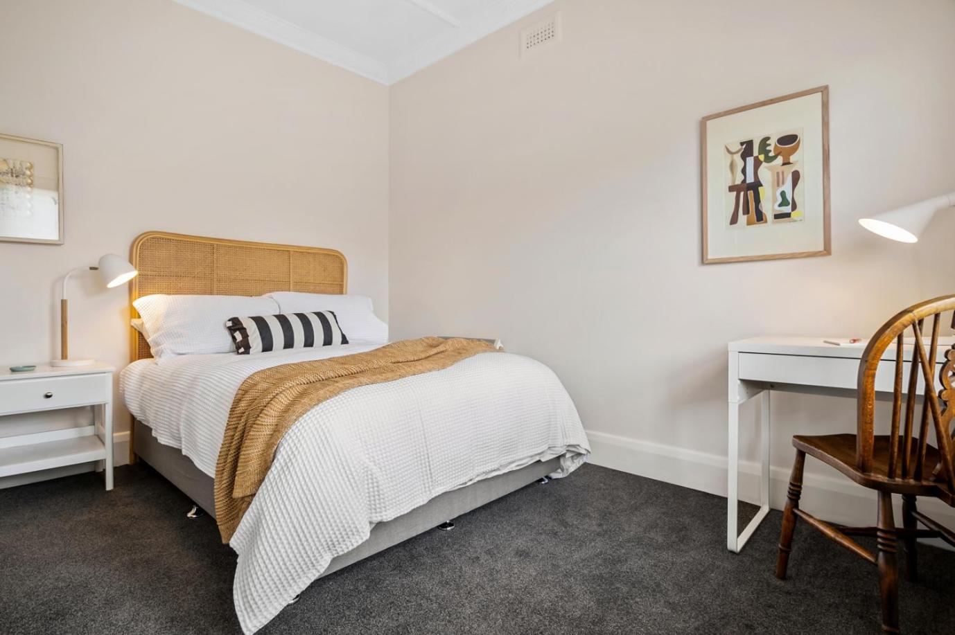 Apartment Park Art Deco Gem Sleeps 5 Bevan 4