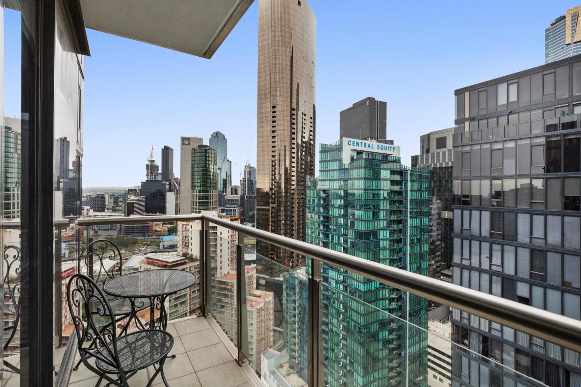 Luxe 2-bed With River Views Near Casino *