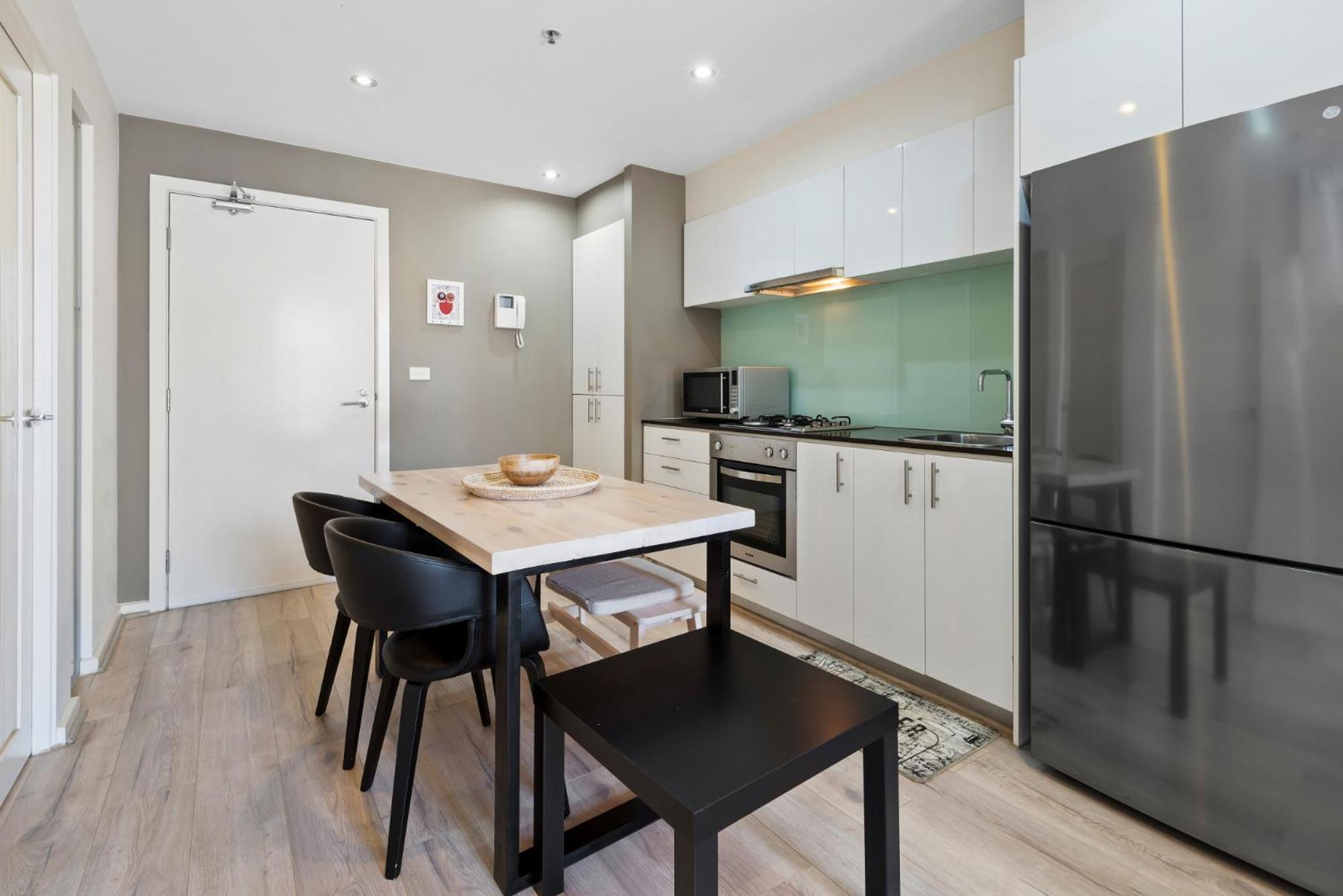 Apartment Modern Convenience With Great Amenities