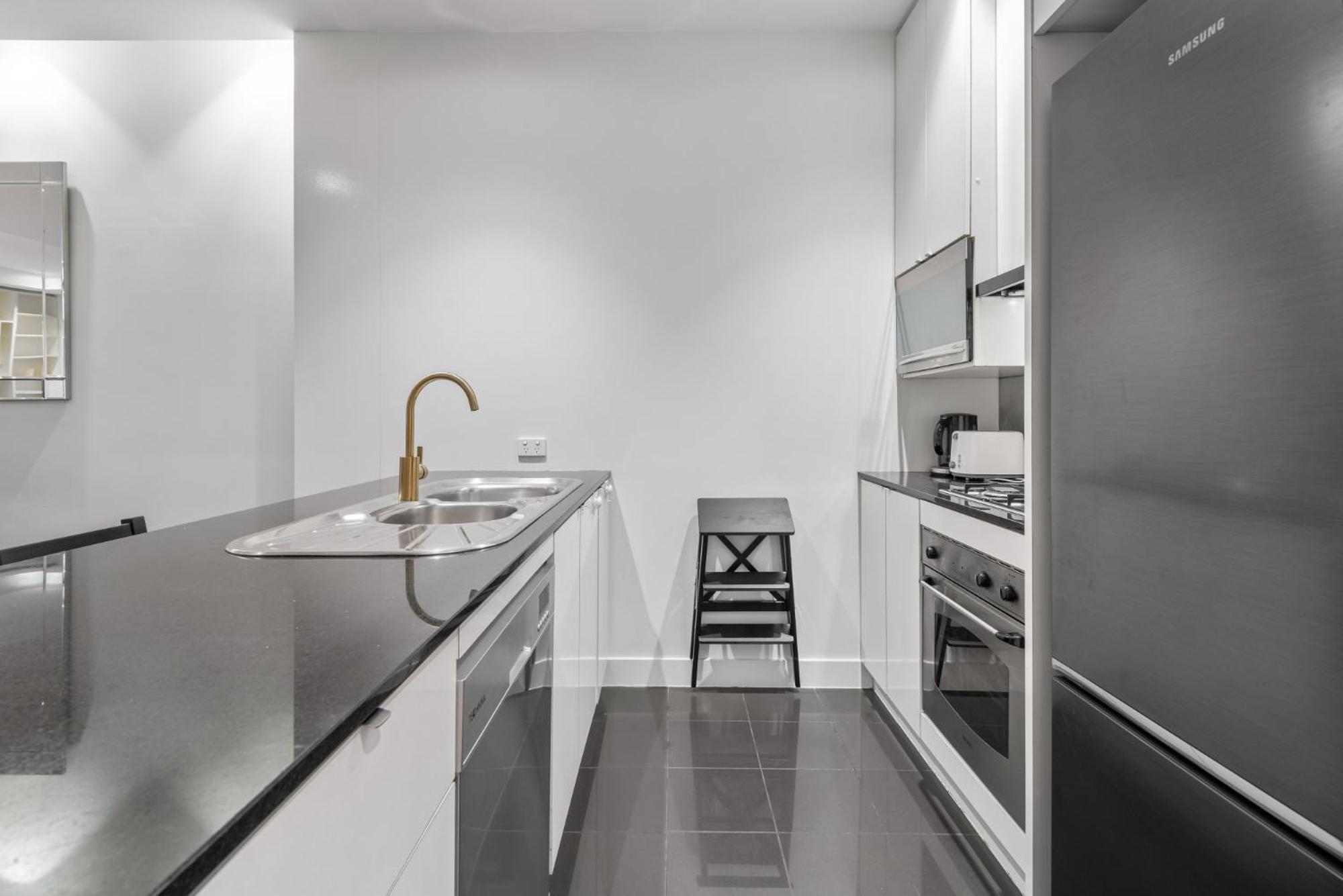 Stylish And Spacious 2-bed *