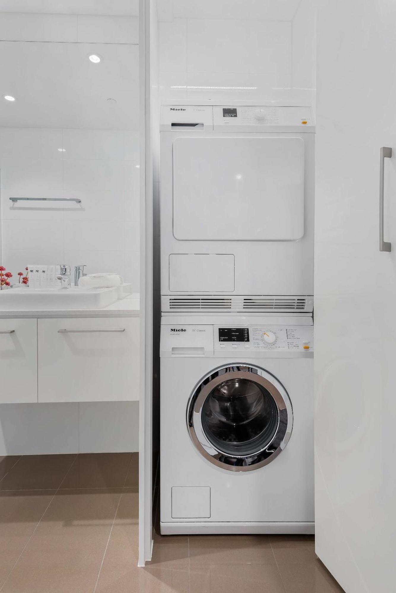 Apartment Chic In Melbournes Heart Melbourne