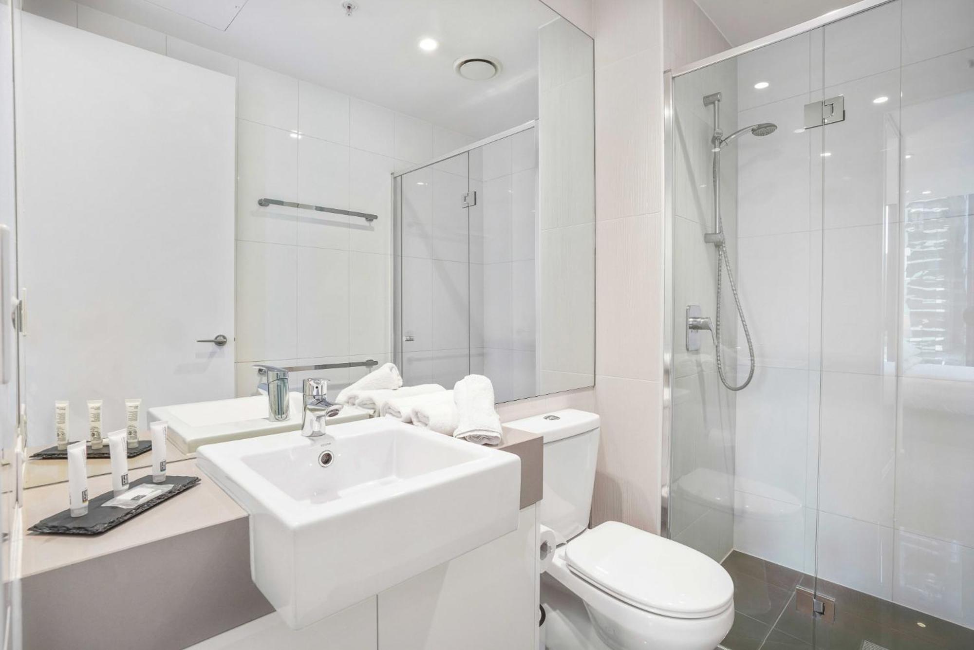 Apartment Southbank Central 2-bed - Pool, Gym & City Views