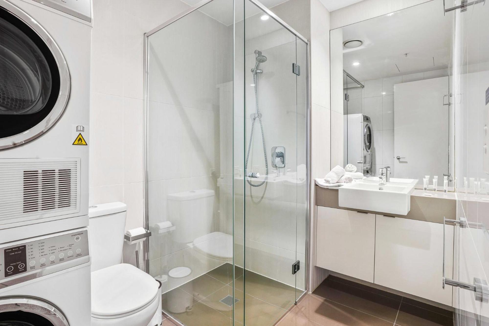 Apartment Southbank Central 2-bed - Pool, Gym & City Views