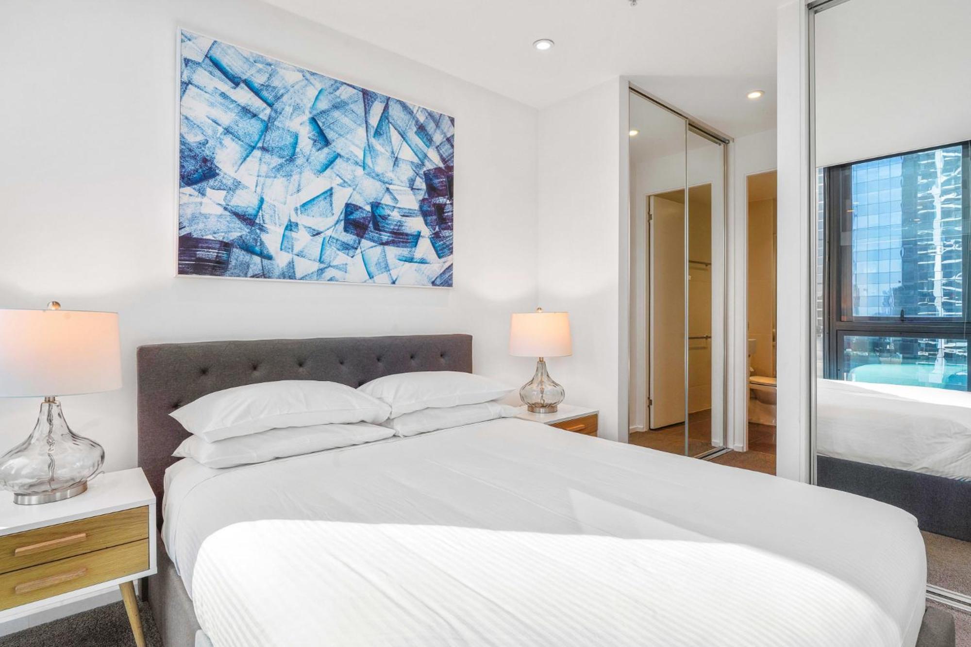 Southbank Central 2-bed - Pool, Gym & City Views Apartment Melbourne
