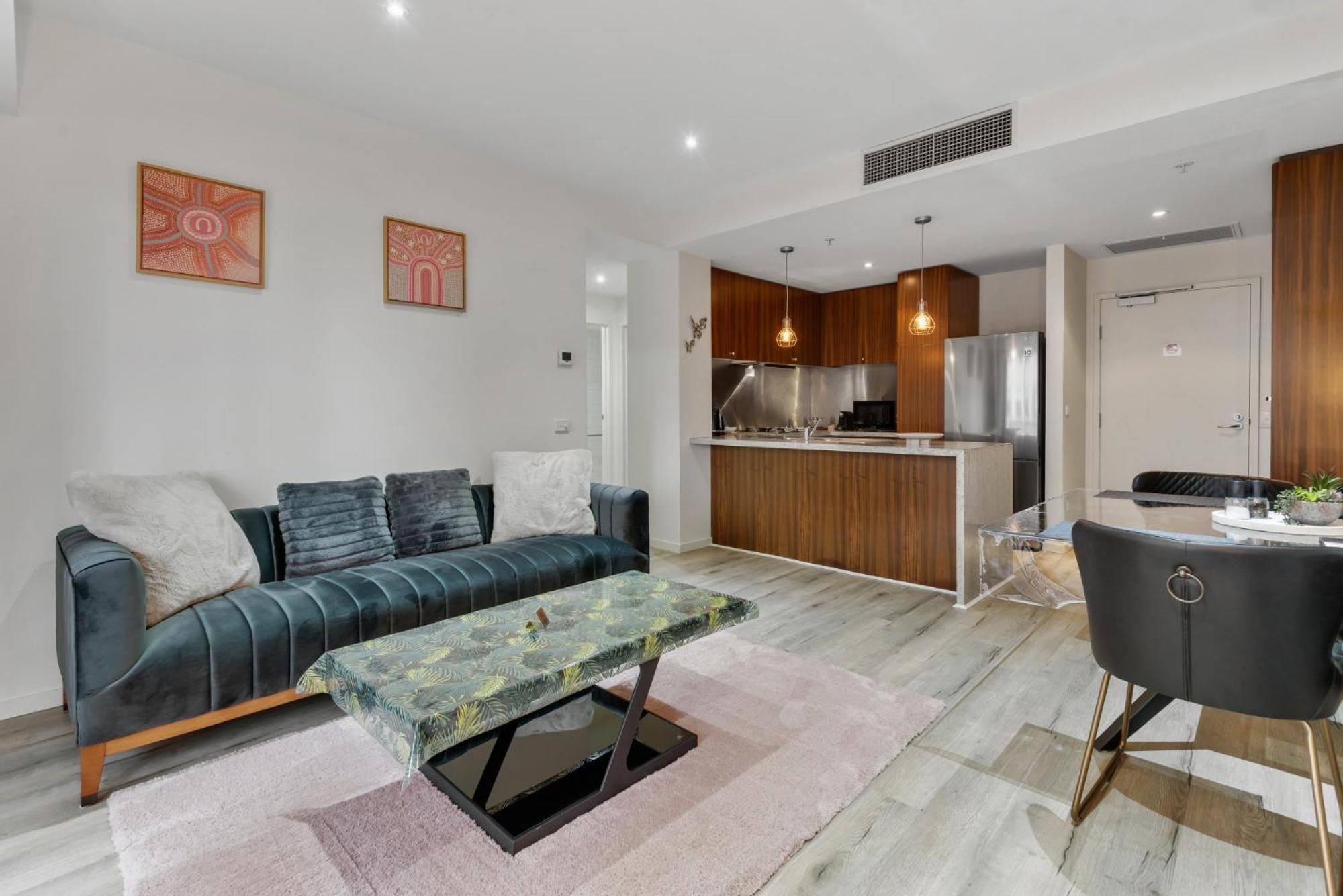Southbank 1-bed * Melbourne