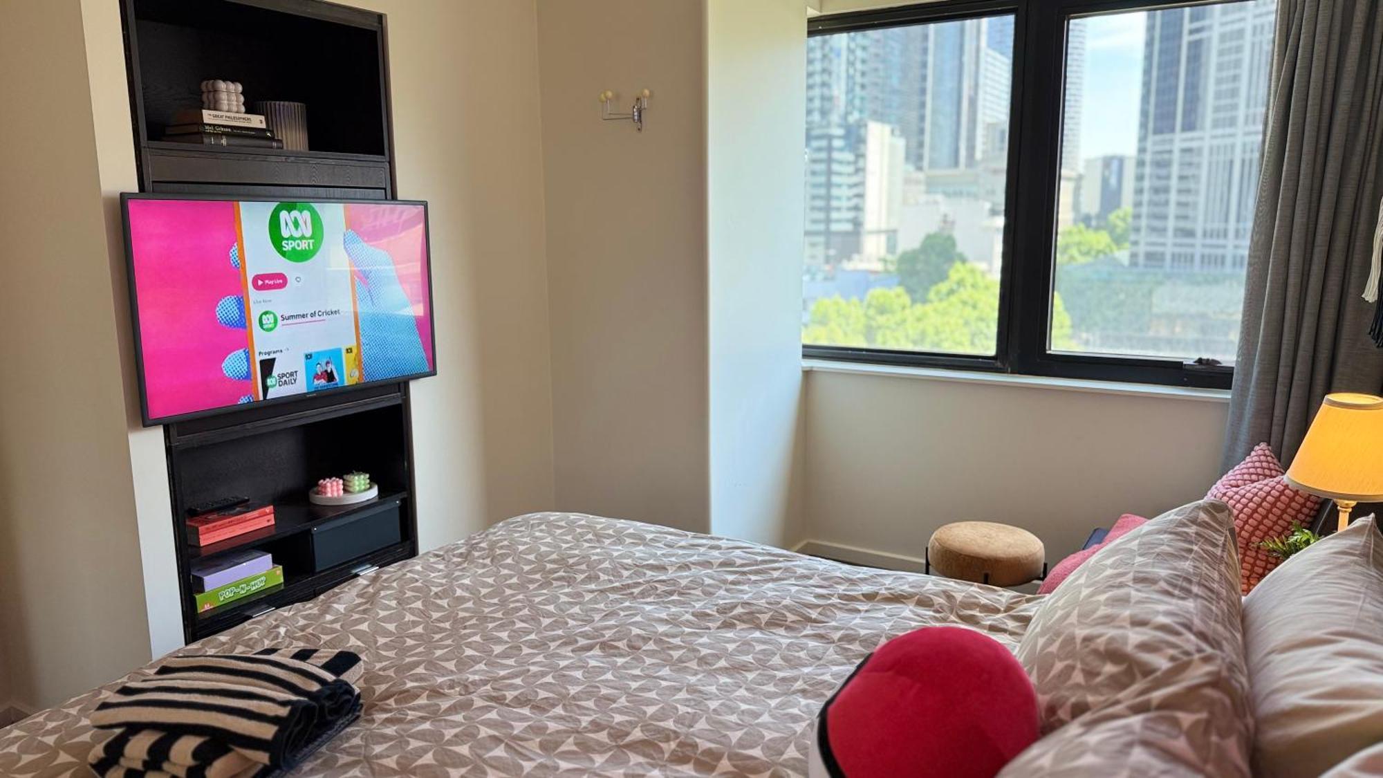 Apartment Emporium-melbourne Central-city View In Shopping Hotspots - Pokemon Melbourne