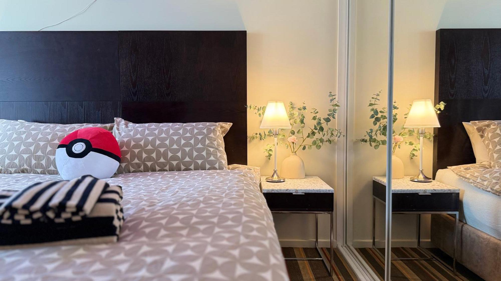 Emporium-melbourne Central-city View In Shopping Hotspots - Pokemon Apartment Melbourne