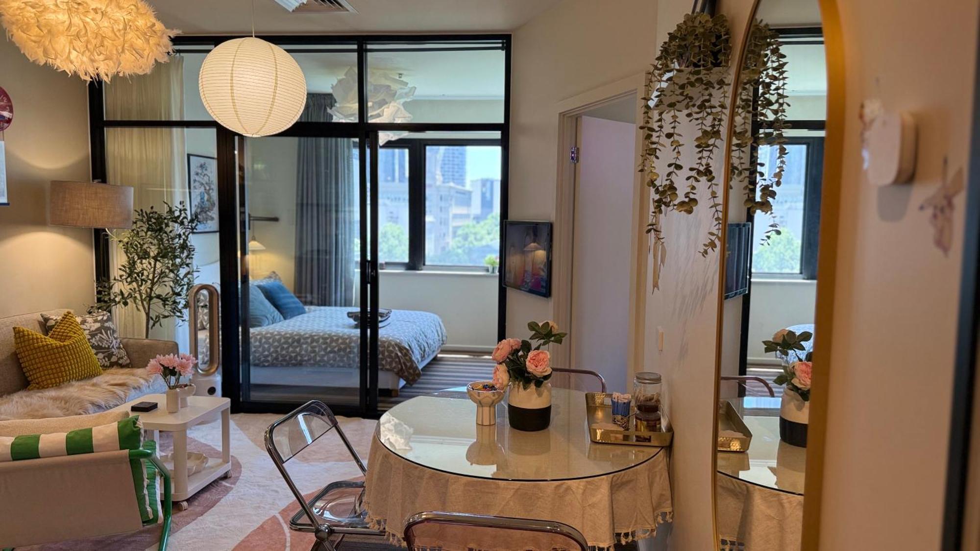 Apartment Emporium-melbourne Central-city View In Shopping Hotspots - Pokemon *