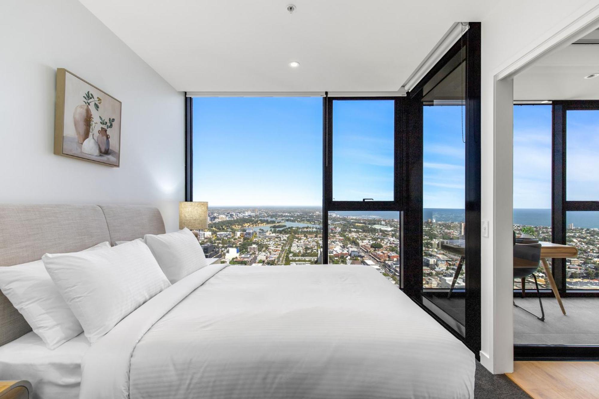 Modern 1-bed In Hip Southbank With Pool & Gym Apartment Melbourne