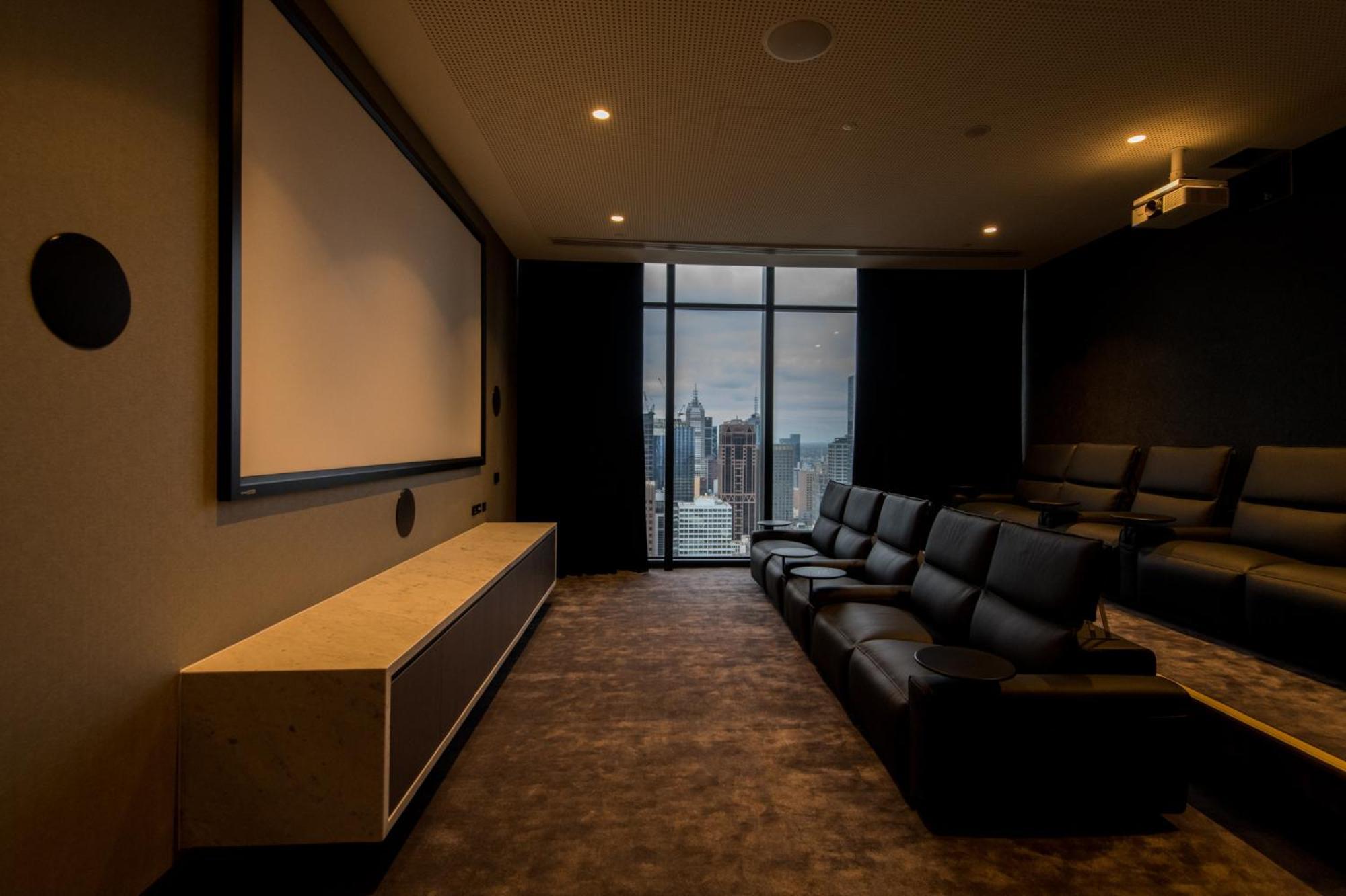Apartment Puddings Panoramic Luxury Sea View Mel Cbd Melbourne