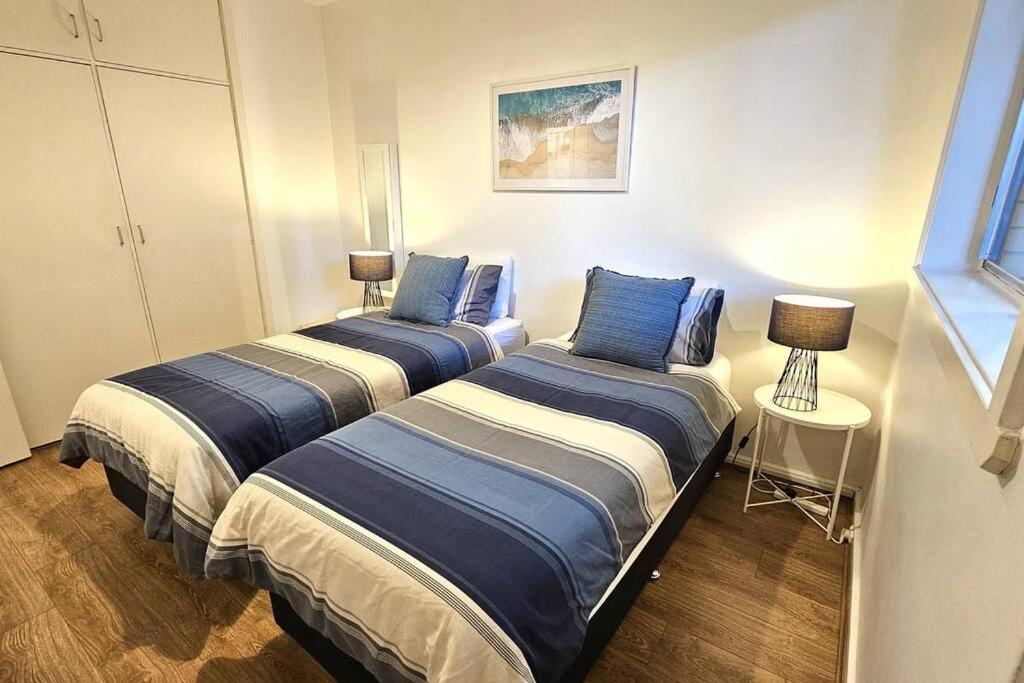 Chic St Kilda 2 Bed 8 Mins Walk To * Melbourne