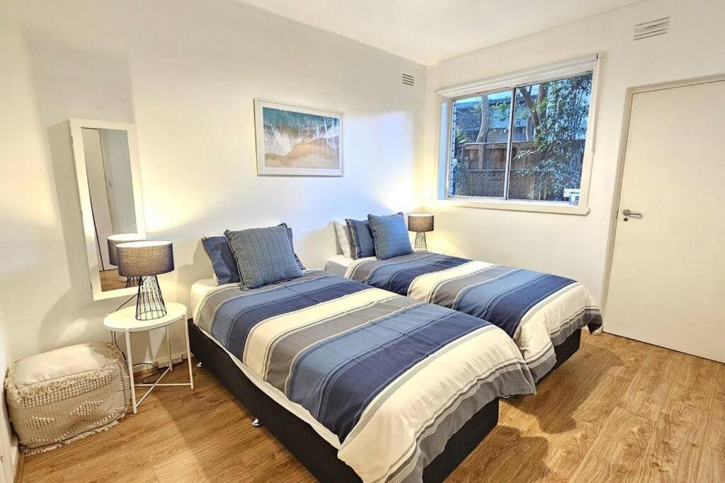 Chic St Kilda 2 Bed 8 Mins Walk To Apartment *