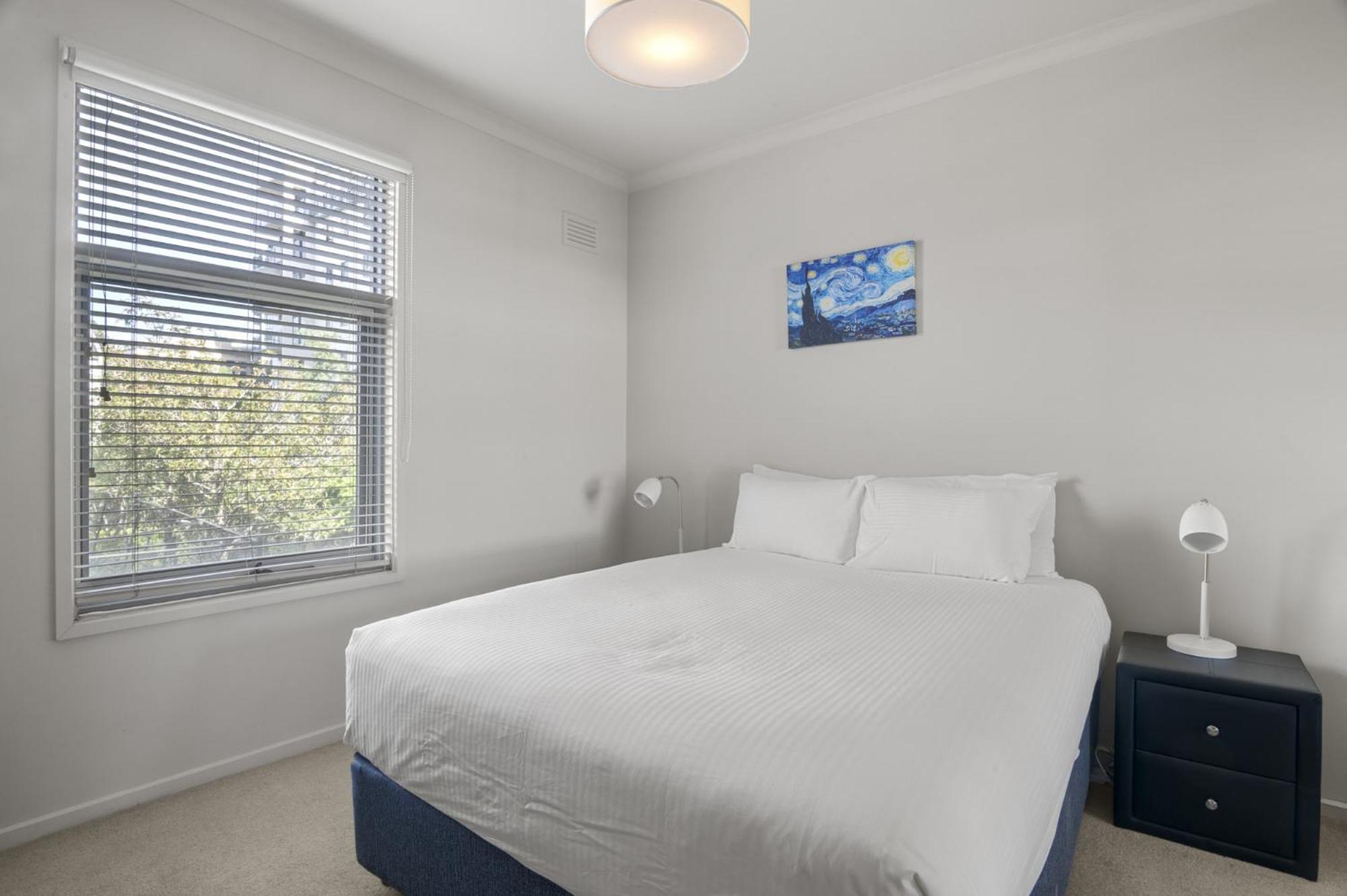 2-bed Pad With Tennis Court Pool & Gym Apartment