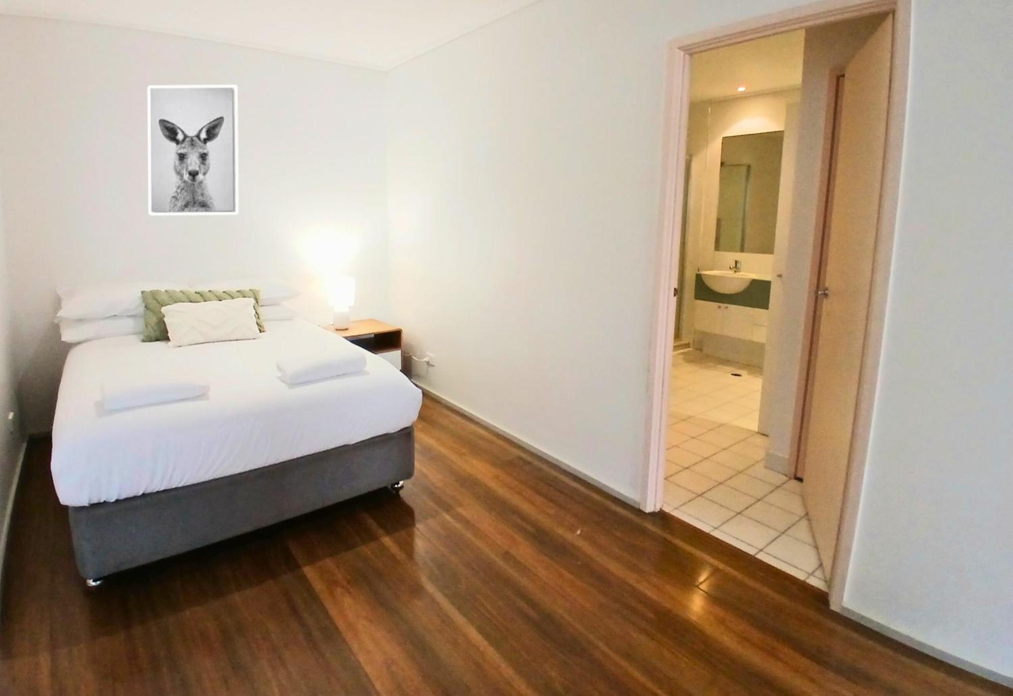 Readyset At Dockside Apartment *