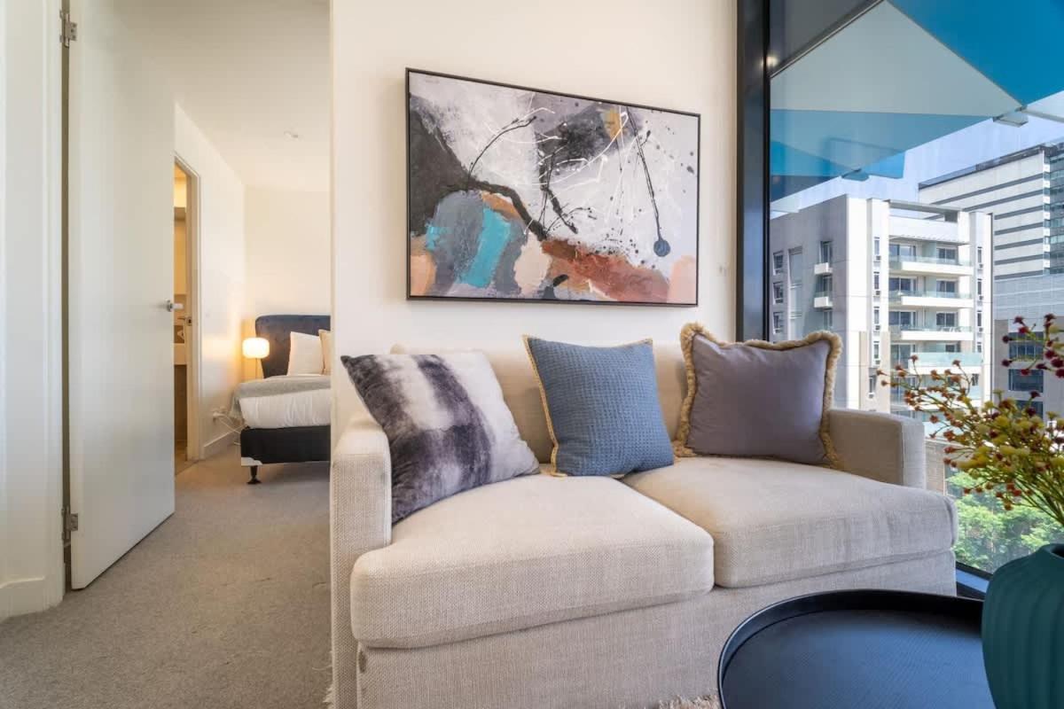 Apartment 1br In Clayton Mel Cbd With View