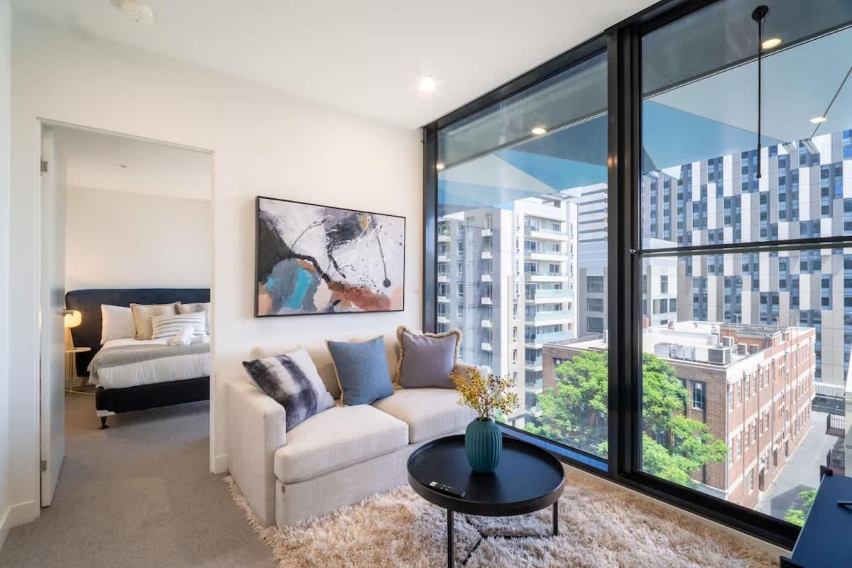 1br In Clayton Mel Cbd With View Apartment Melbourne